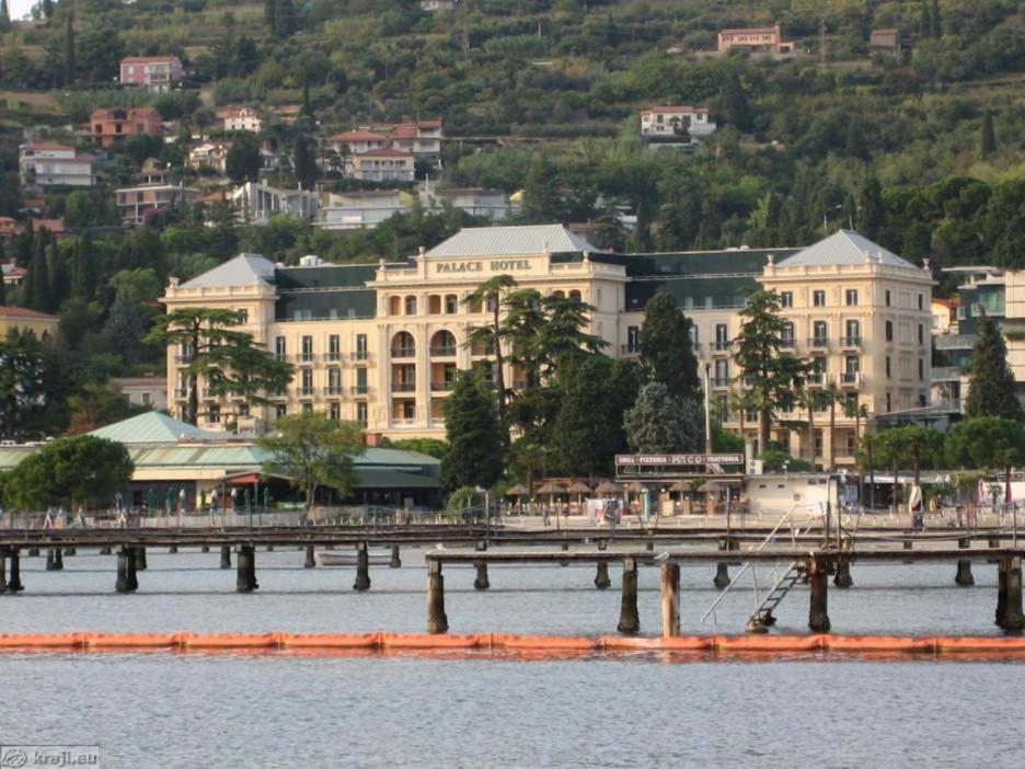 Floating House Hurrea Villa Portorož Eksteriør billede