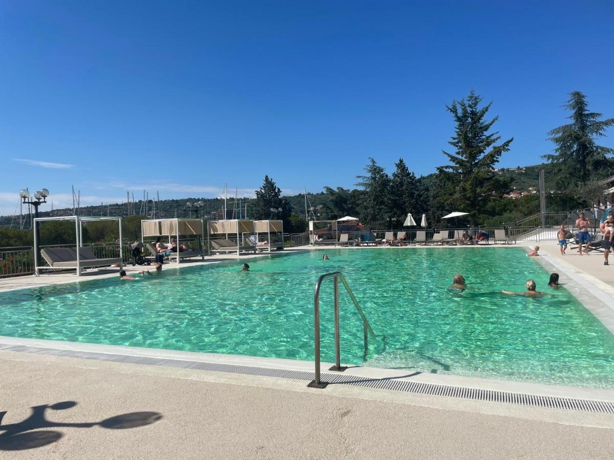 Floating House Hurrea Villa Portorož Eksteriør billede