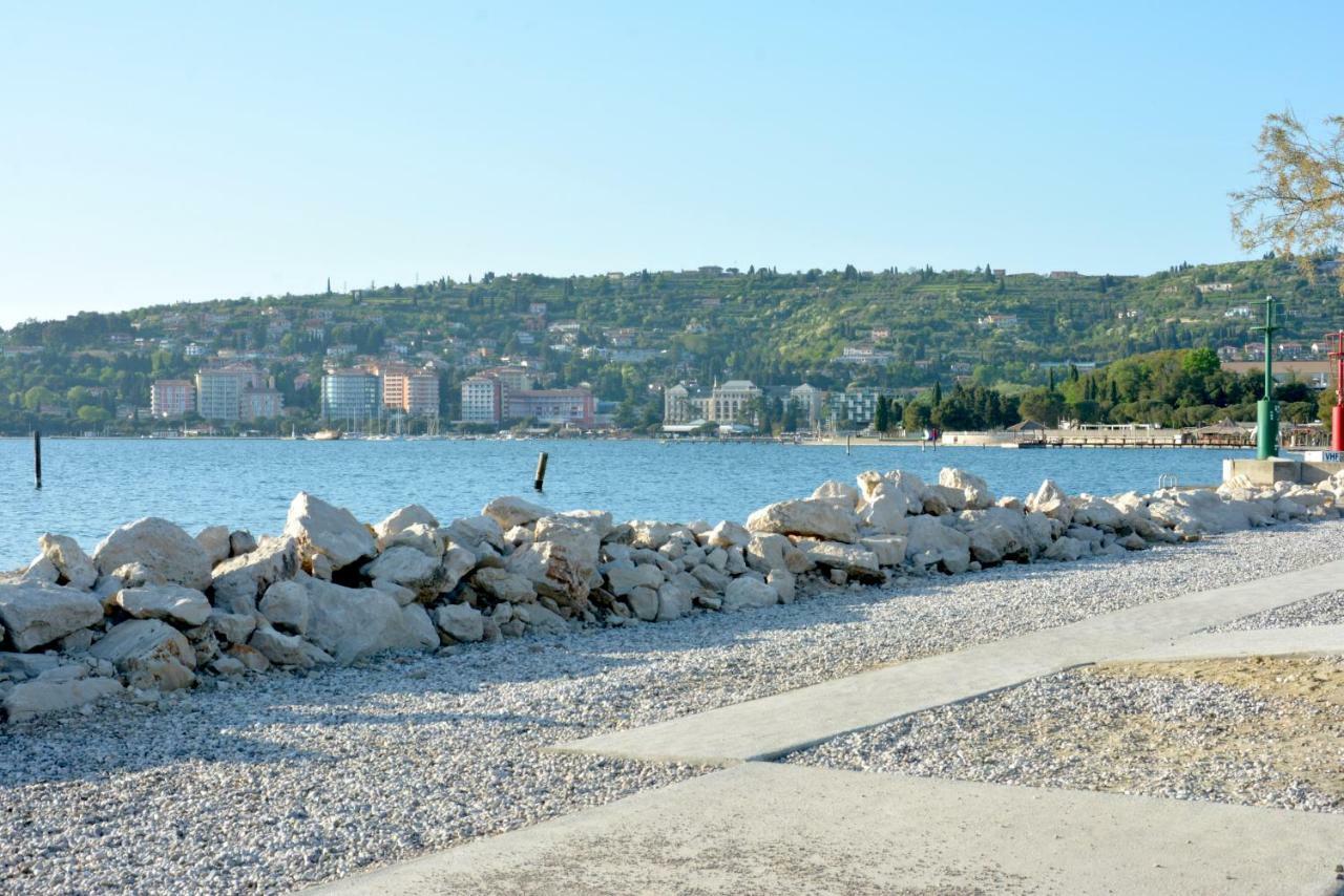 Floating House Hurrea Villa Portorož Eksteriør billede